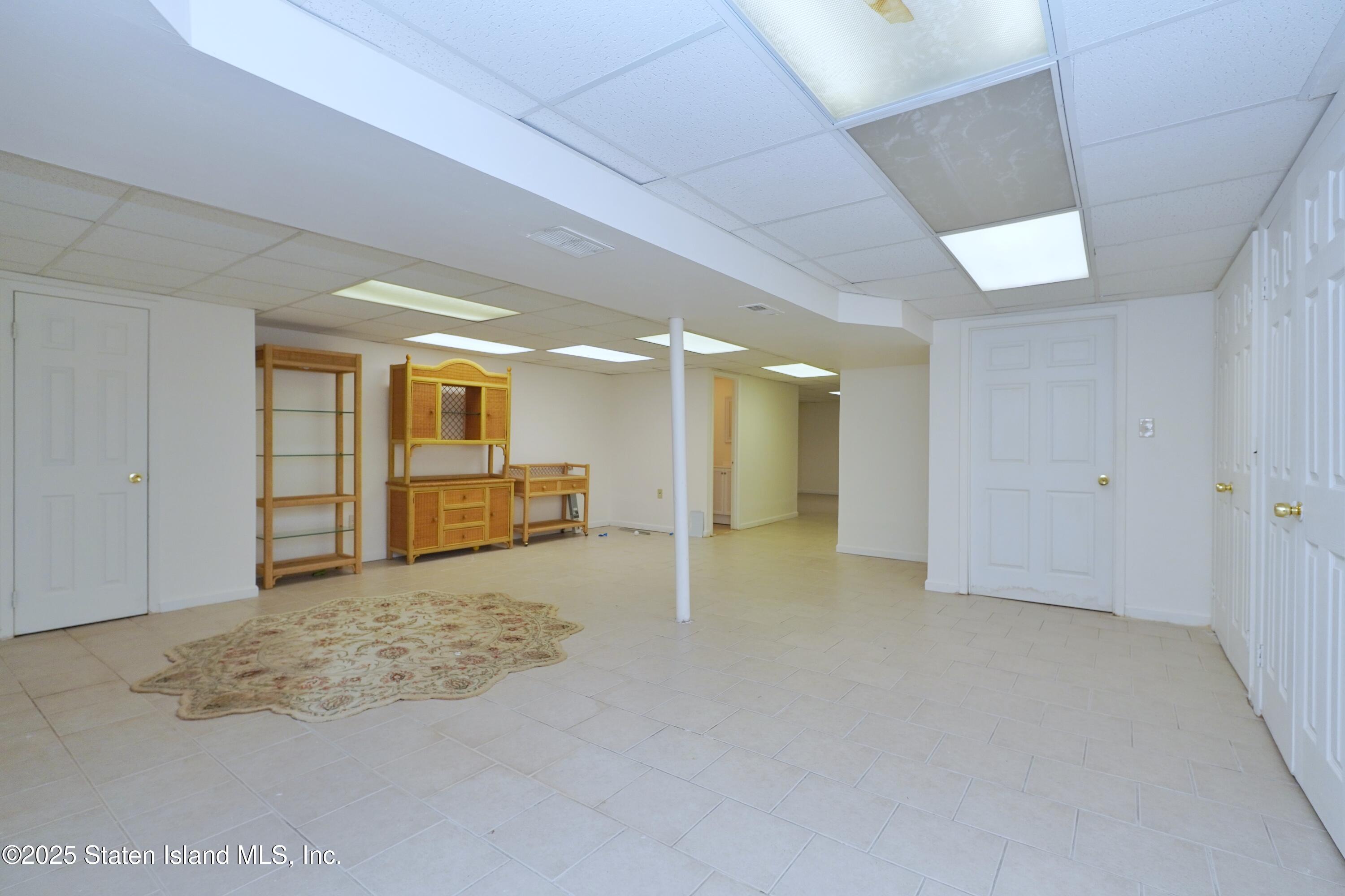 Staten Island, New York 10312, United States, 7 Bedrooms Bedrooms, ,2 BathroomsBathrooms,Residential,Active,2037