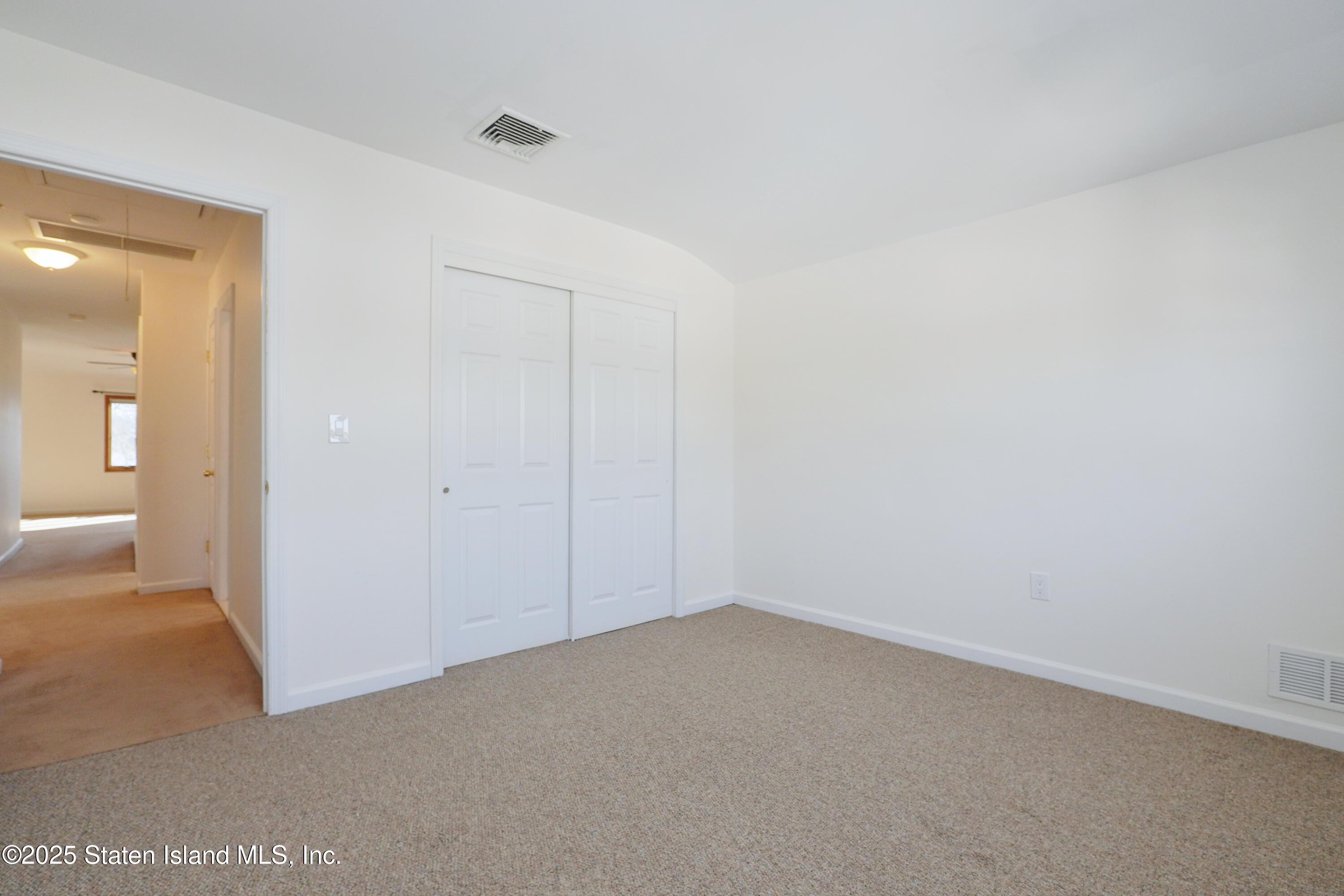 Staten Island, New York 10312, United States, 7 Bedrooms Bedrooms, ,2 BathroomsBathrooms,Residential,Active,2037