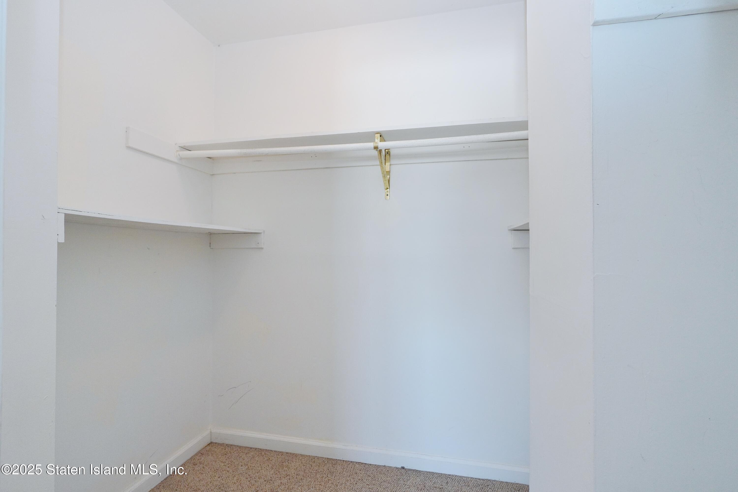 Staten Island, New York 10312, United States, 7 Bedrooms Bedrooms, ,2 BathroomsBathrooms,Residential,Active,2037