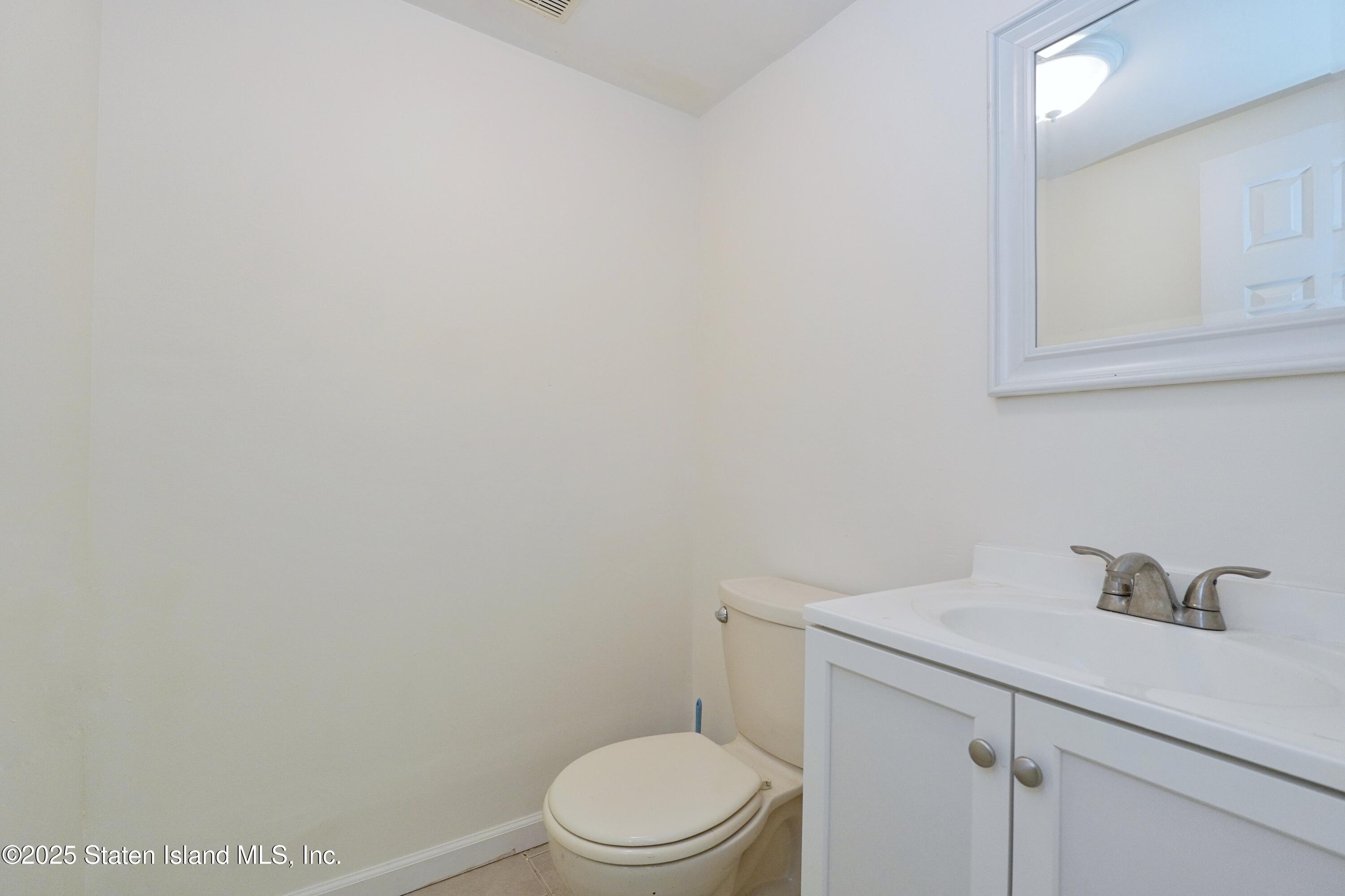 Staten Island, New York 10312, United States, 7 Bedrooms Bedrooms, ,2 BathroomsBathrooms,Residential,Active,2037