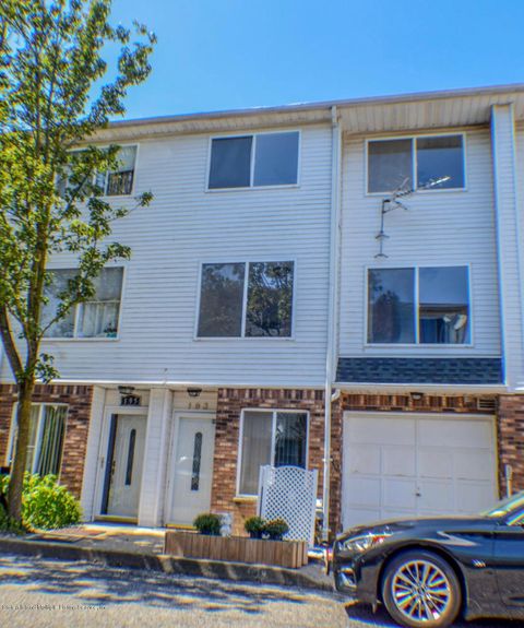 Photo of 193 Wirt Avenue, Staten Island, NY 10309 (MLS # 1158277)