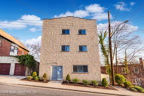 Photo of 210 Corson Avenue, Staten Island, NY 10301 (MLS # 2601494)