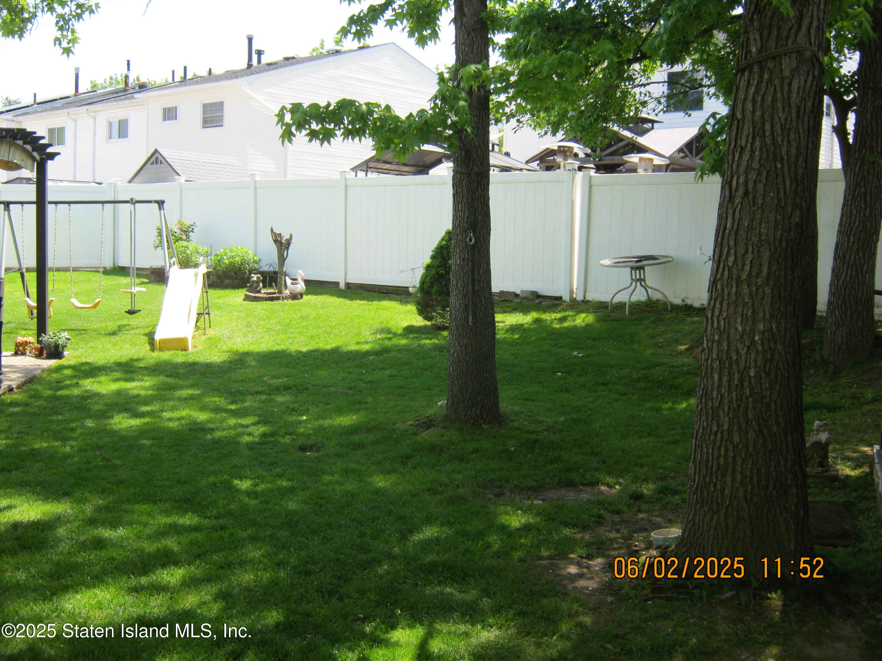 39 Poets Circle, Staten Island, New York image 4