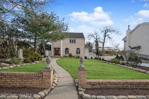 Photo of 163 Sprague Avenue, Staten Island, NY 10307 (MLS # 2600806)