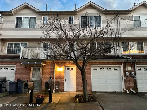 Photo of 12 Tompkins Place, Staten Island, NY 10304 (MLS # 2507016)