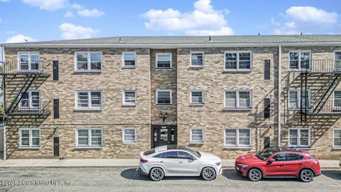 Photo of 163 Cromwell Avenue #3b, Staten Island, NY 10304 (MLS # 2505485)
