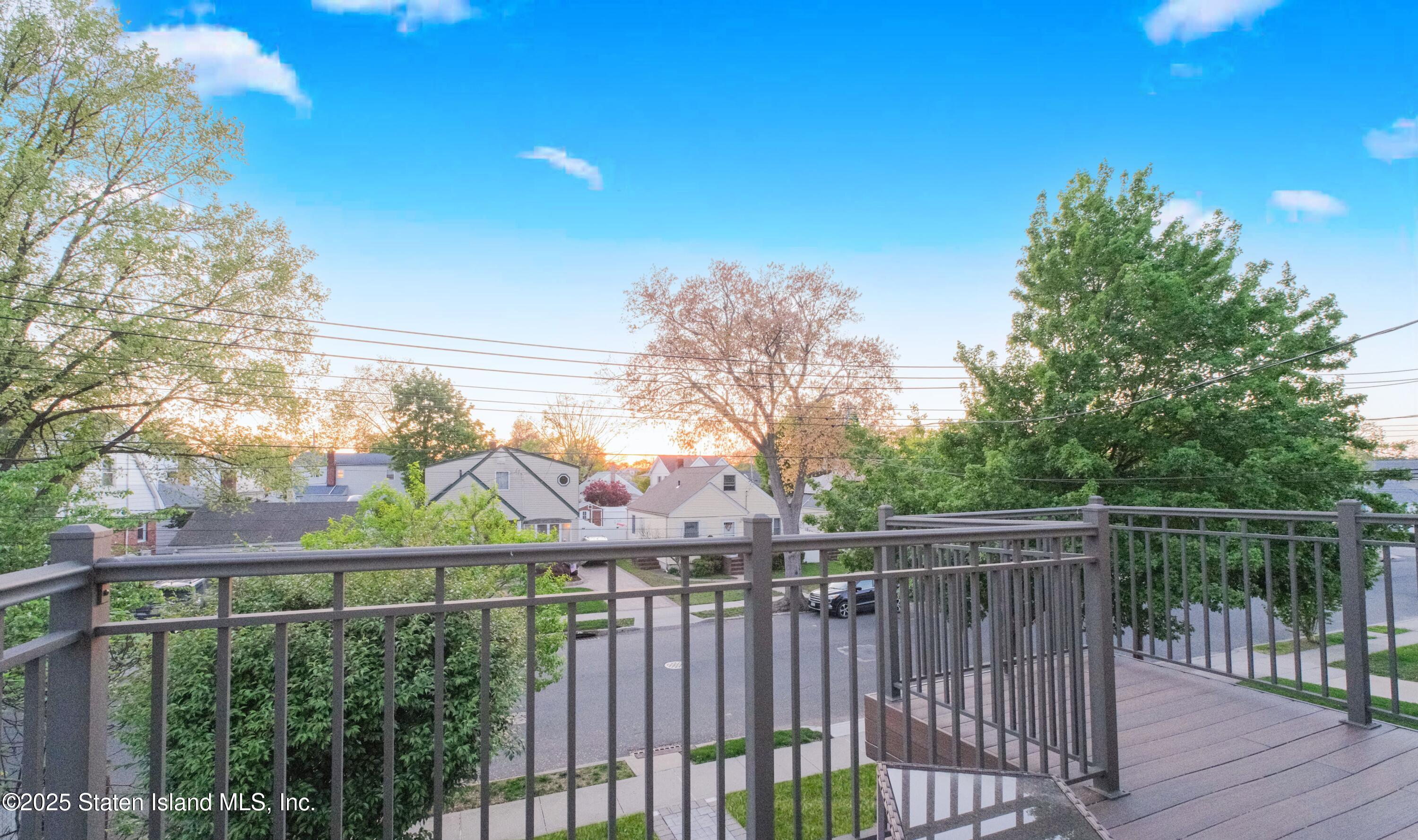 181 Collfield Avenue, Staten Island, New York image 22