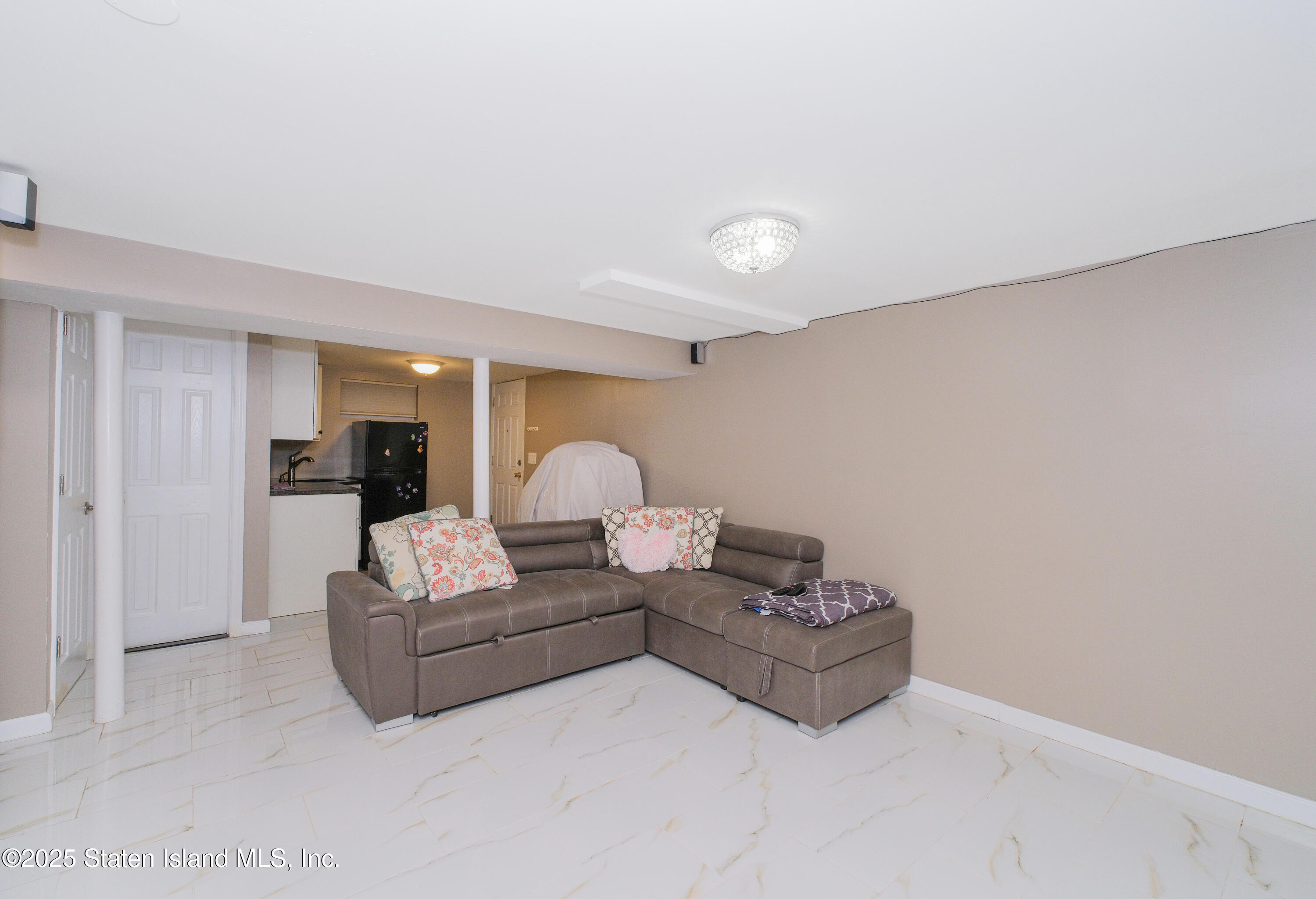 181 Collfield Avenue, Staten Island, New York image 33