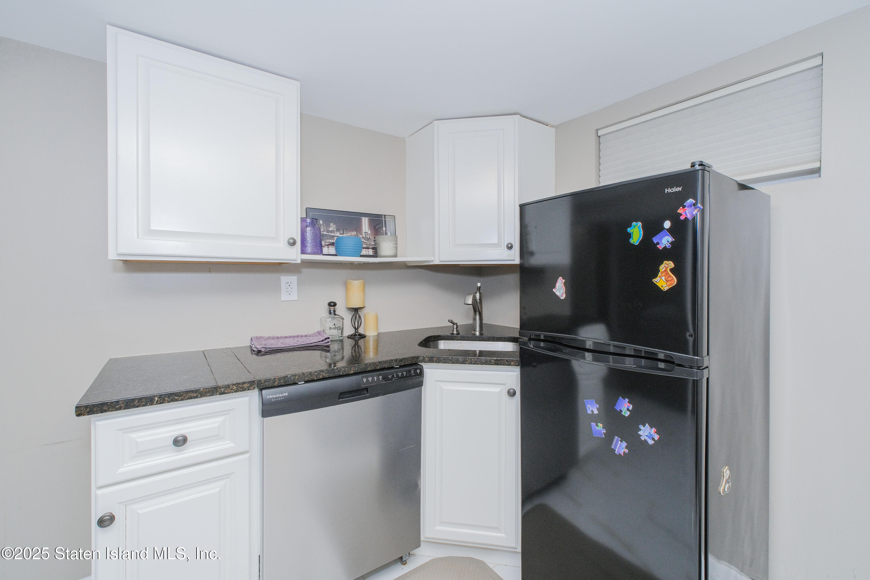 181 Collfield Avenue, Staten Island, New York image 35