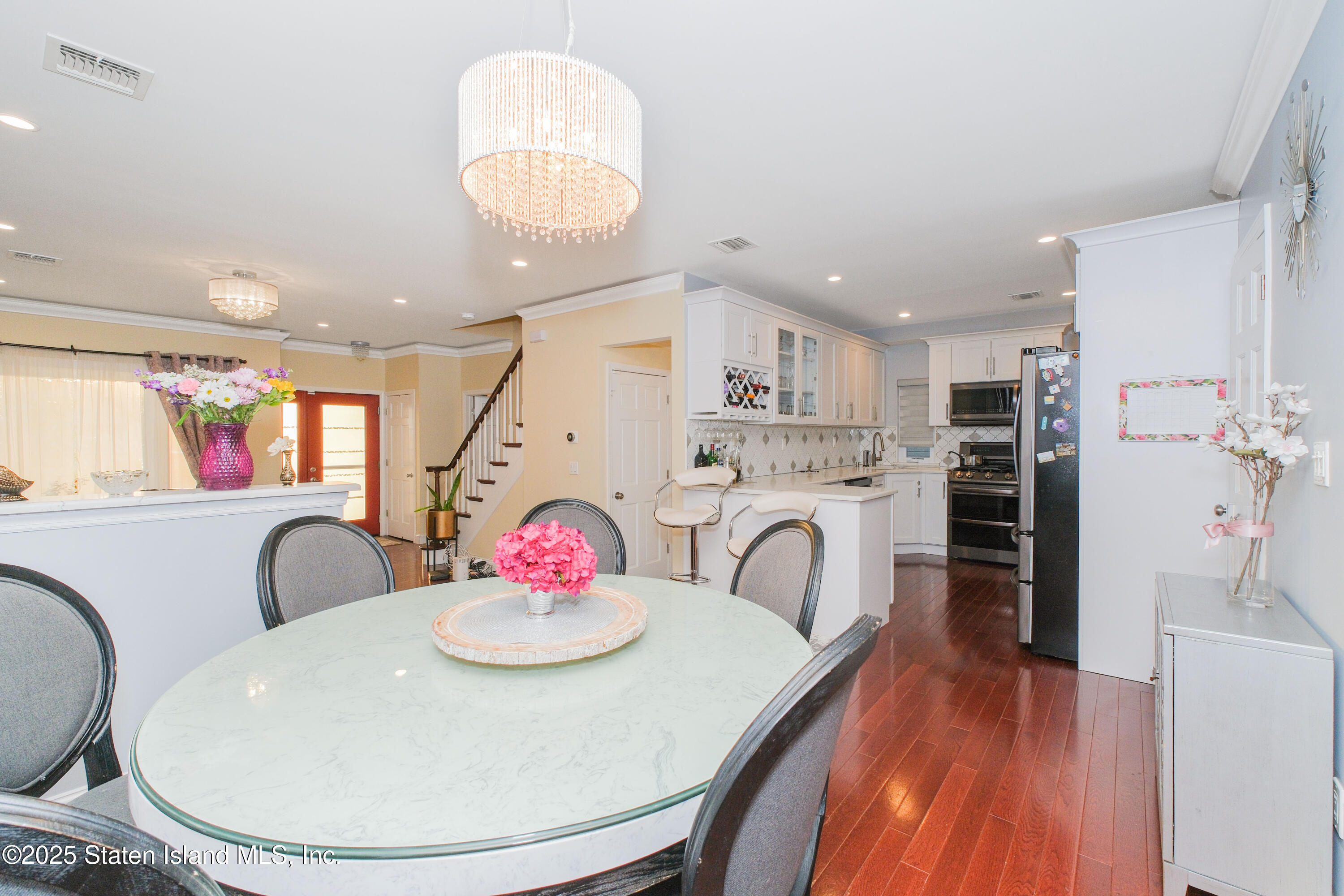 181 Collfield Avenue, Staten Island, New York image 8