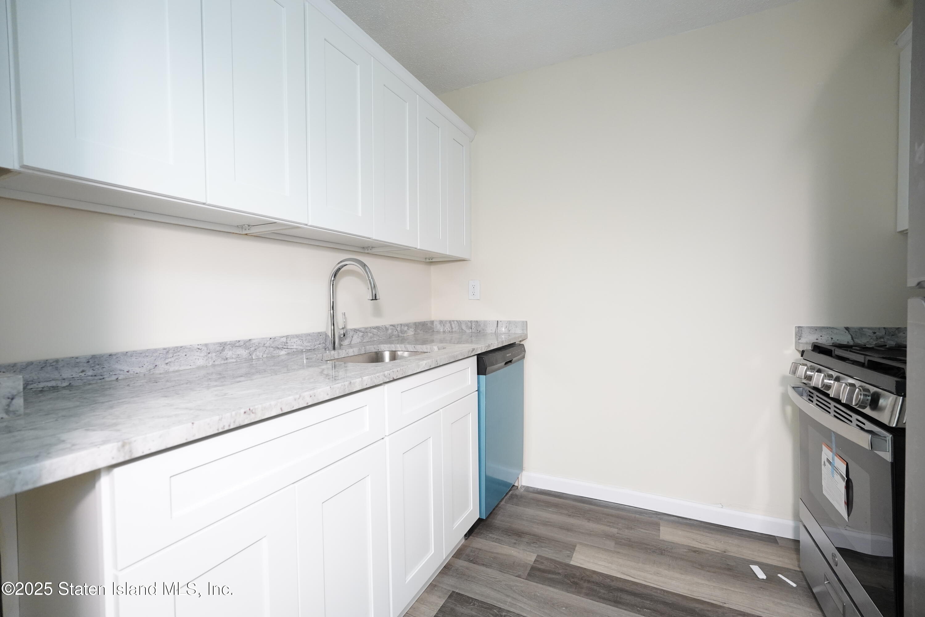 145 Lincoln Avenue #4 E, Staten Island, New York image 5