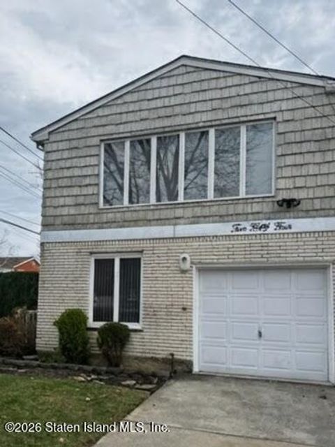 Photo of 254 Lamoka Avenue, Staten Island, NY 10308 (MLS # 2601360)
