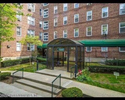 Photo of 394 Avenue S #1b, Brooklyn, NY 11223 (MLS # 2405408)