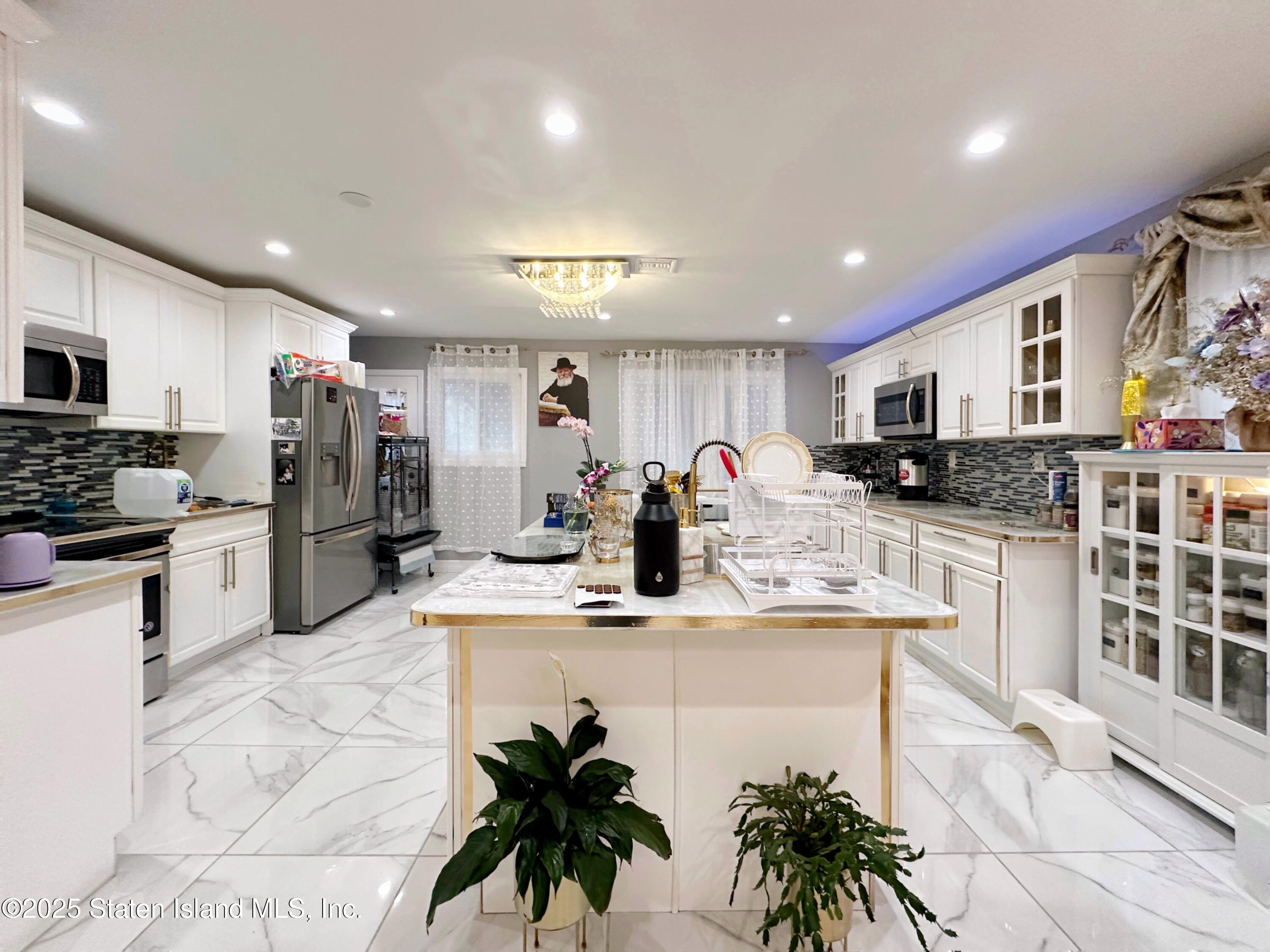 3705 Lyme Avenue, Brooklyn, New York image 3