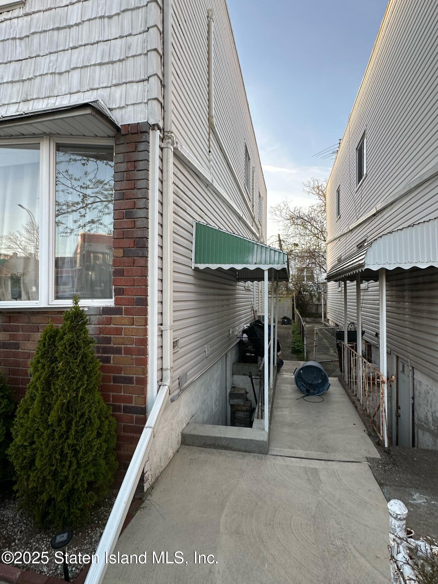3705 Lyme Avenue, Brooklyn, New York image 13