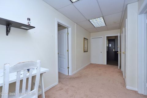 Photo of 1749 Victory Boulevard #B, Staten Island, NY 10314 (MLS # 2402097)