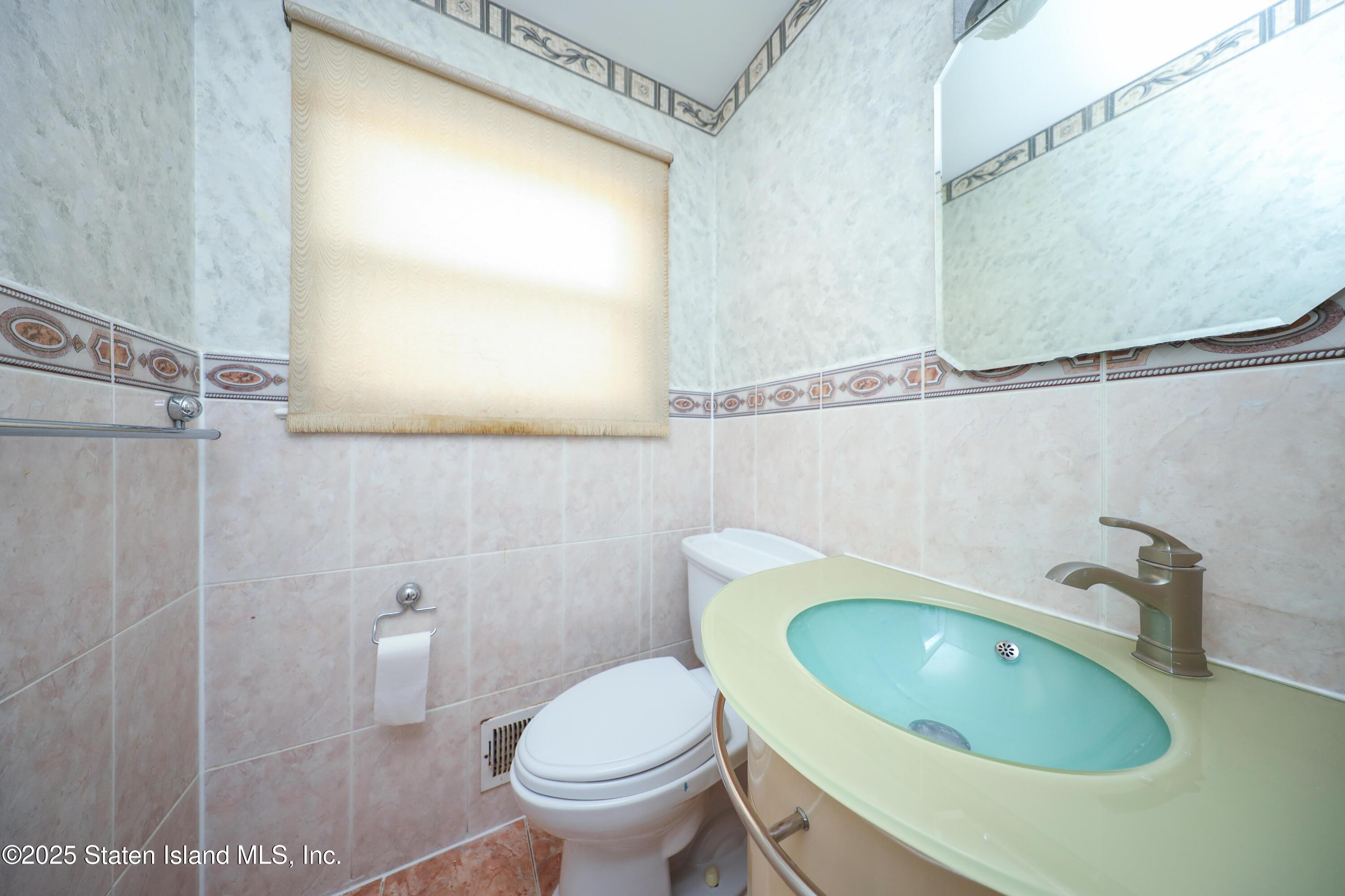 278 Cortelyou Avenue, Staten Island, New York image 11