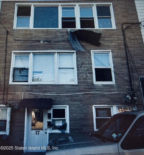 Photo of 17 Holland Avenue, Staten Island, NY 10305 (MLS # 2505416)