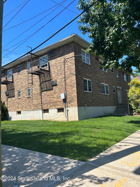Photo of 414 Garretson Avenue, Staten Island, NY 10305 (MLS # 2406057)