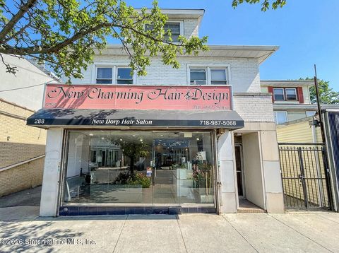 Photo of 288 New Dorp Lane, Staten Island, NY 10306 (MLS # 2600746)