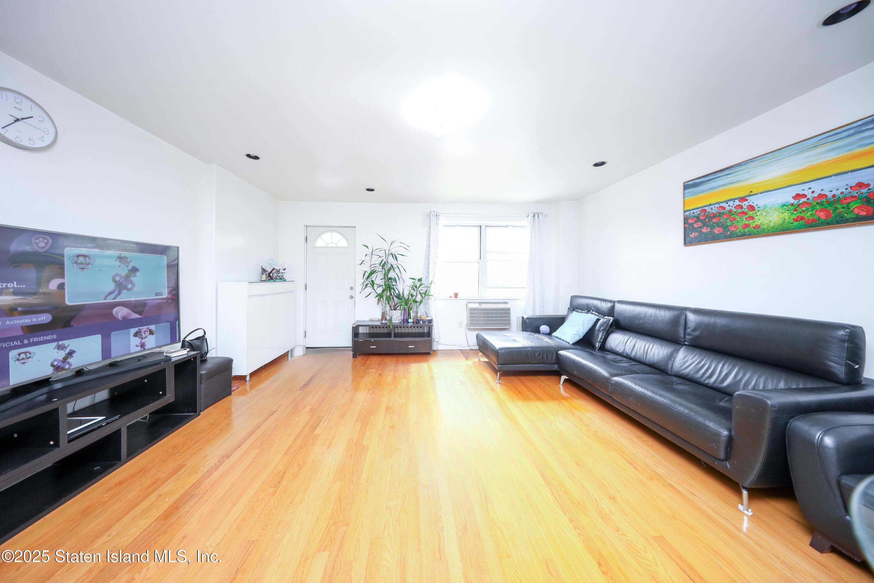 235 Ave Z #5, Brooklyn, New York image 5