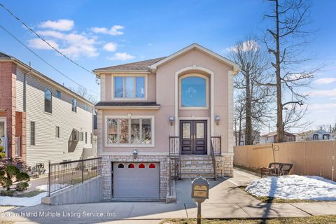 Photo of 280 Rensselaer Avenue, Staten Island, NY 10312 (MLS # 1144320)