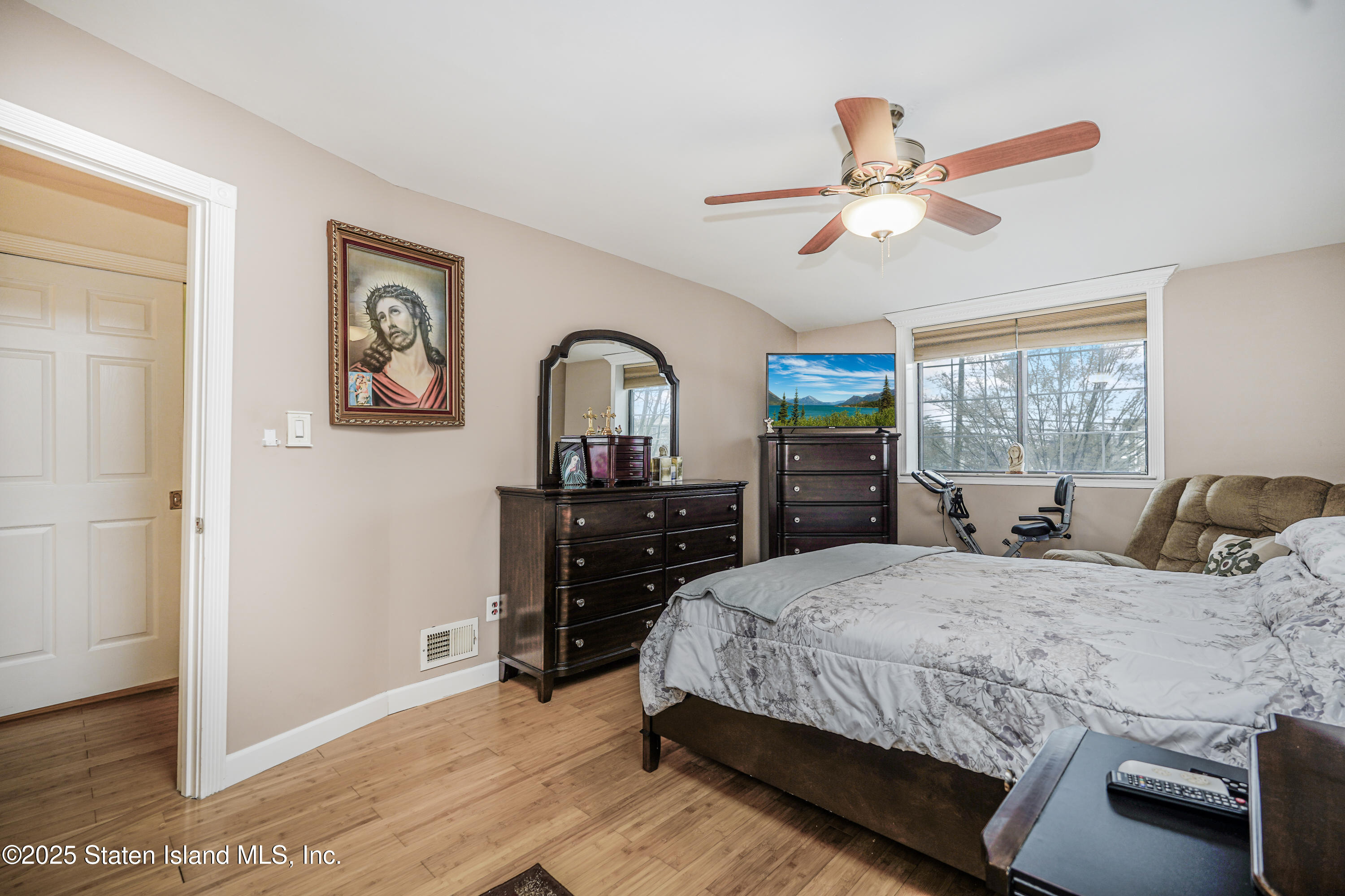 1021 Rockland Avenue, Staten Island, New York image 23