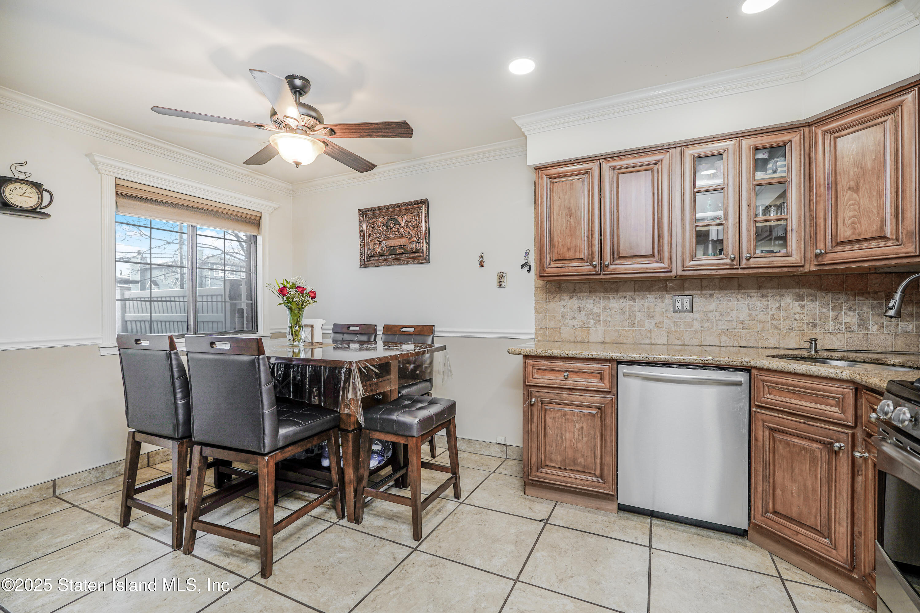 1021 Rockland Avenue, Staten Island, New York image 17