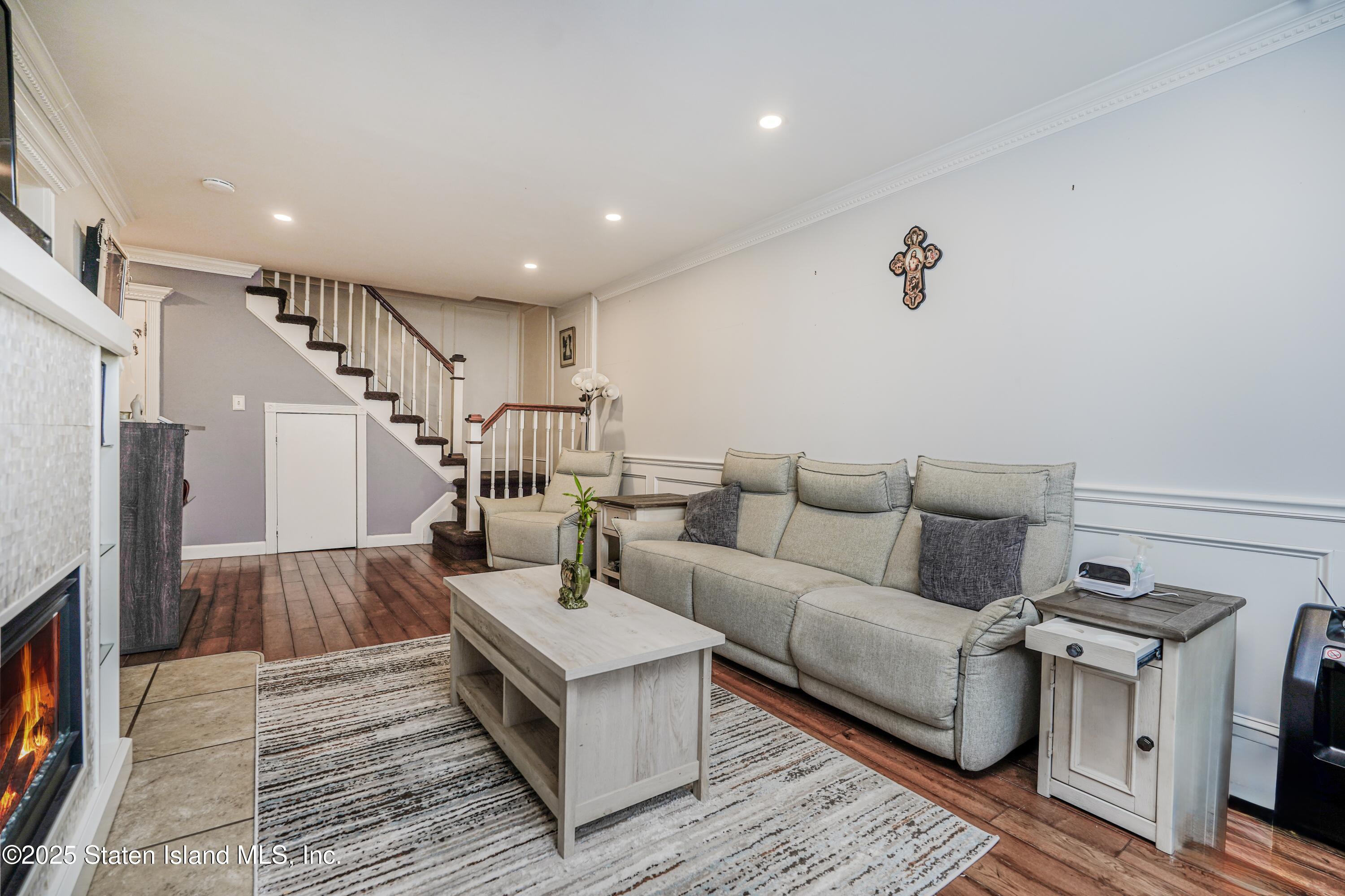 1021 Rockland Avenue, Staten Island, New York image 11