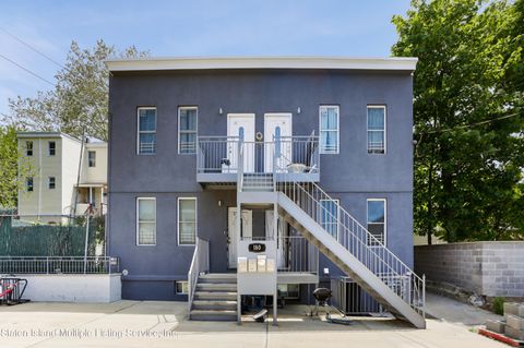 Photo of 180 Fillmore Street, Staten Island, NY 10301 (MLS # 1155105)