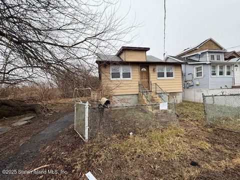 885 Olympia Boulevard, Staten Island, NY 10306 - MLS#: 2500523