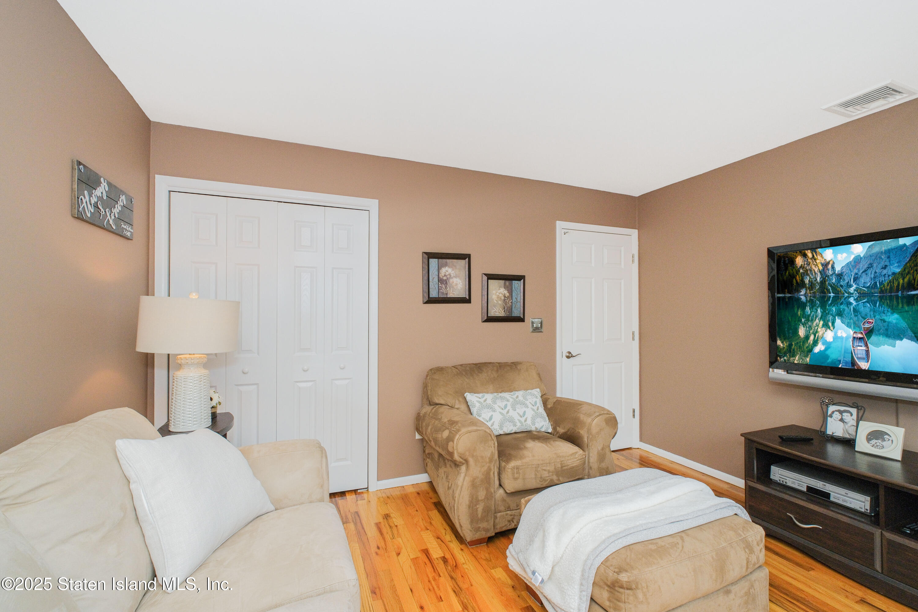 63 Dorval Avenue, Staten Island, New York image 17