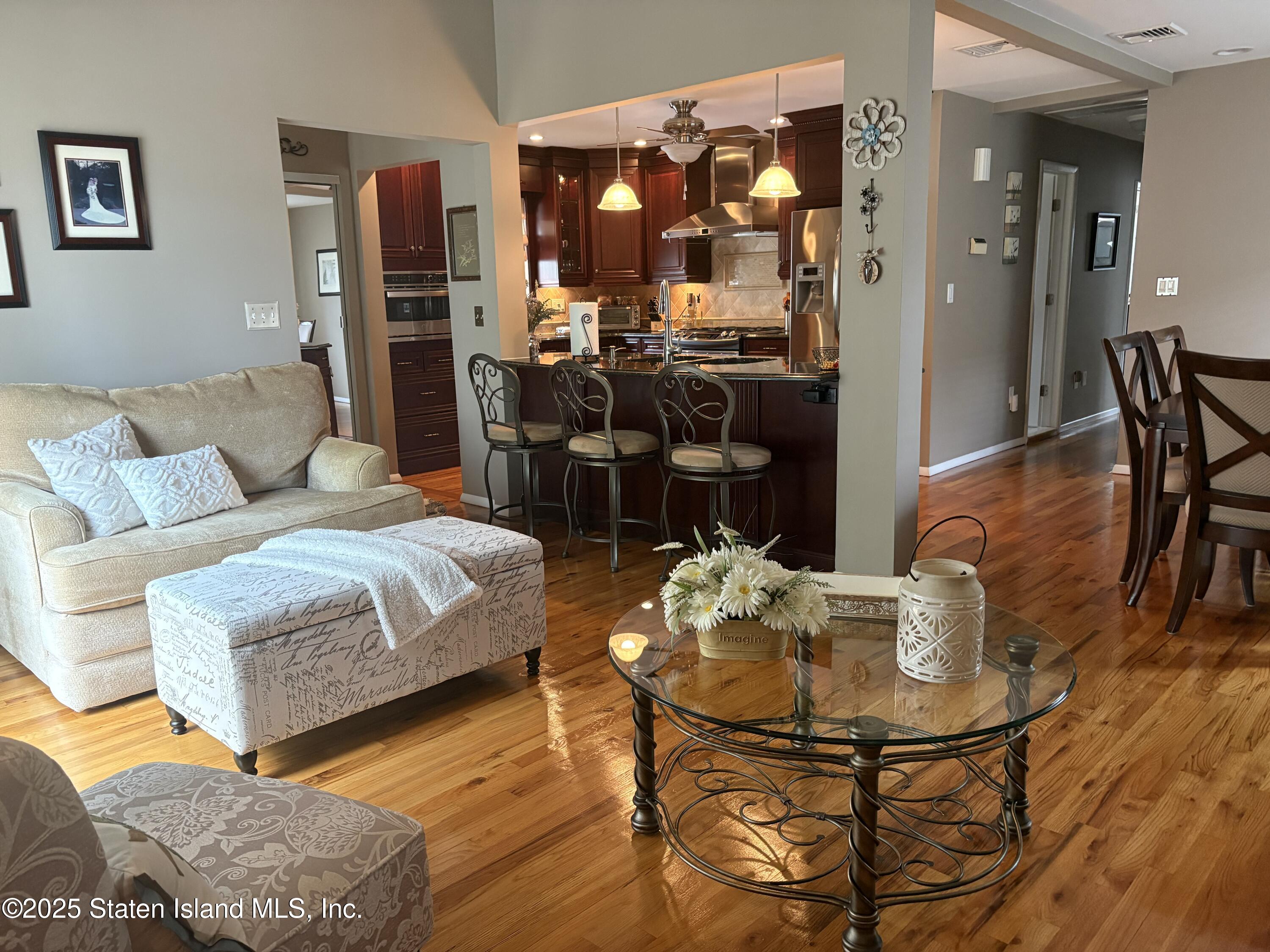 63 Dorval Avenue, Staten Island, New York image 9