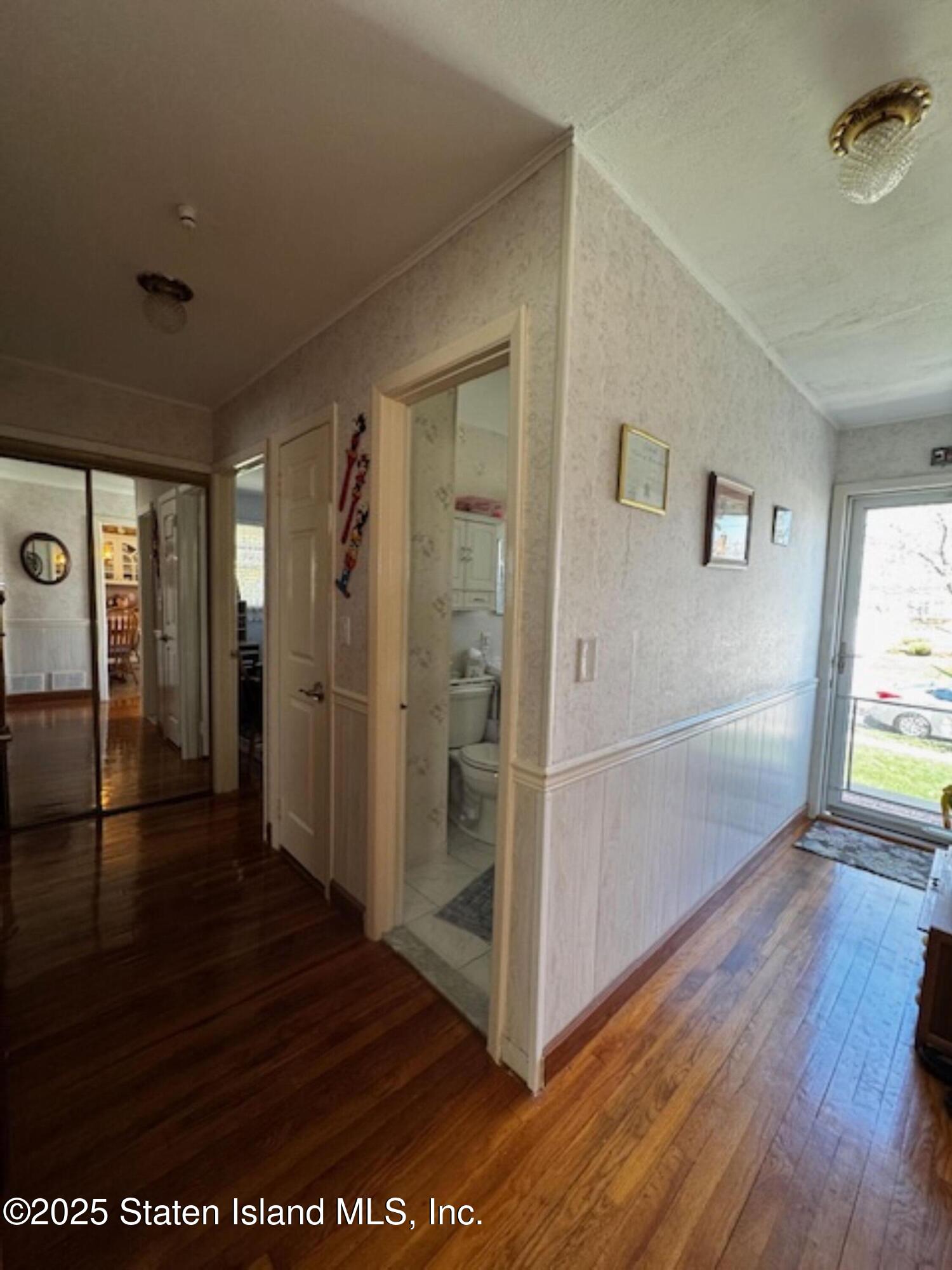 102 Hales Avenue, Staten Island, New York image 11