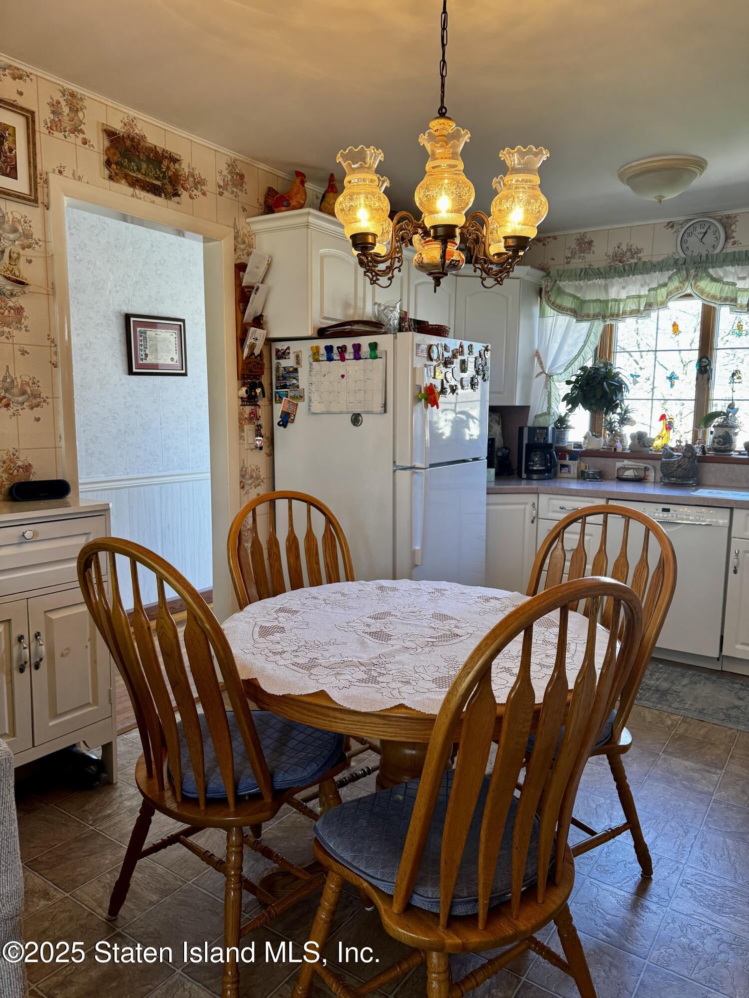 102 Hales Avenue, Staten Island, New York image 8