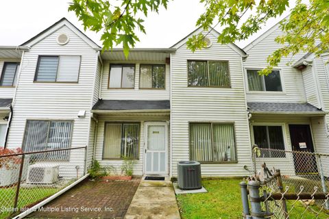 Photo of 306 Andros Avenue #A, Staten Island, NY 10303 (MLS # 1165215)