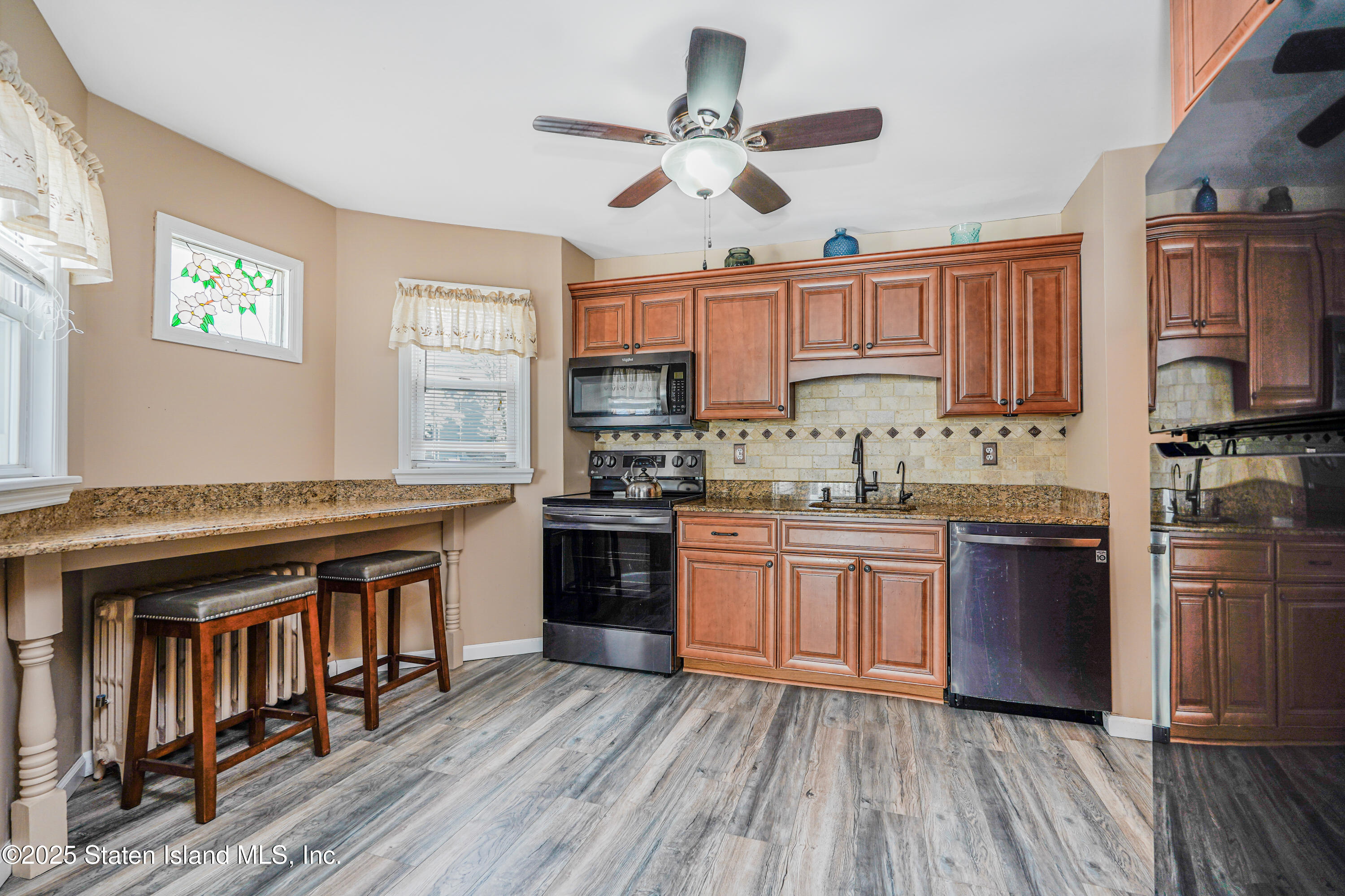 195 Yetman Avenue, Staten Island, New York image 16