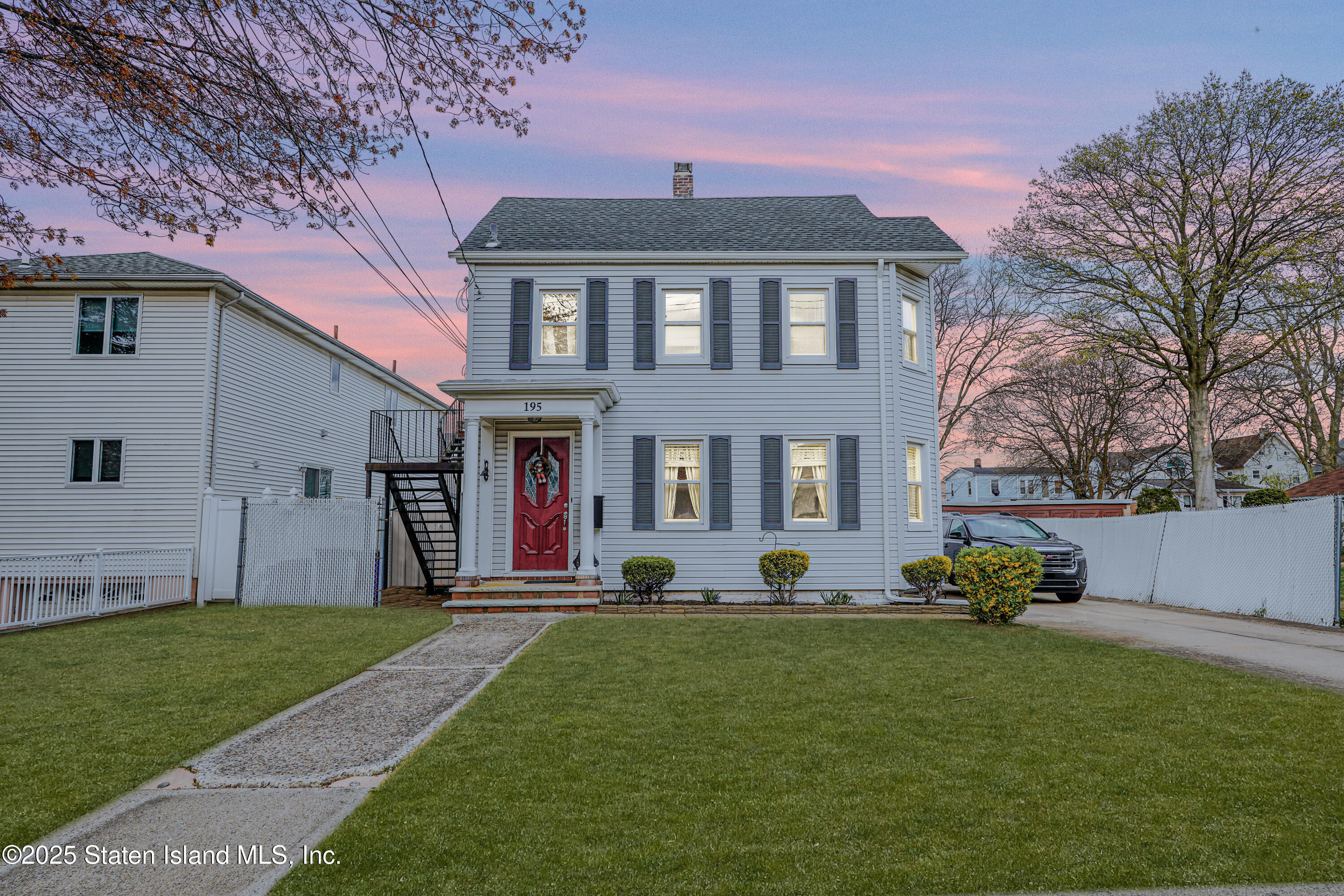 195 Yetman Avenue, Staten Island, New York image 4