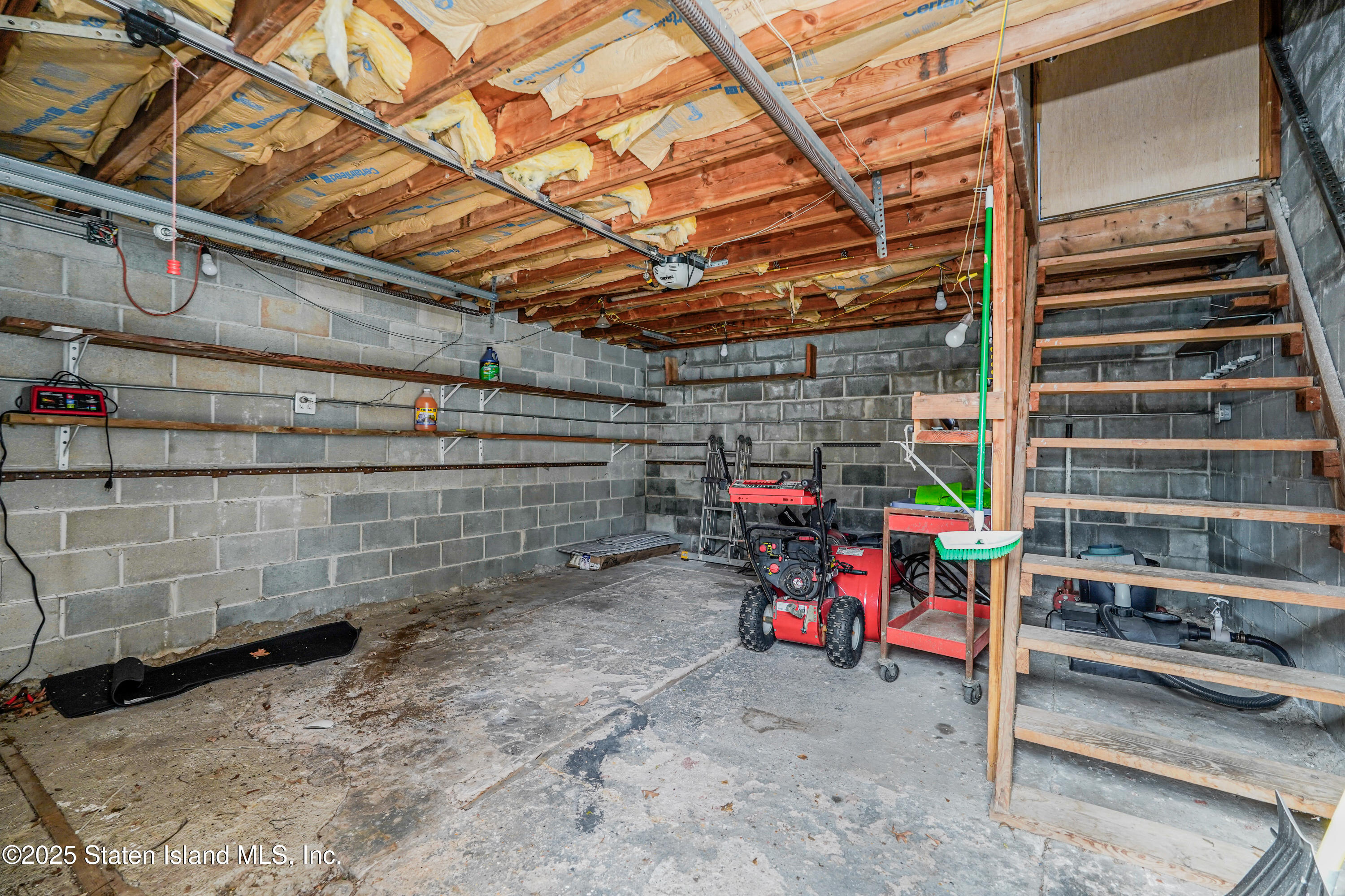 195 Yetman Avenue, Staten Island, New York image 41
