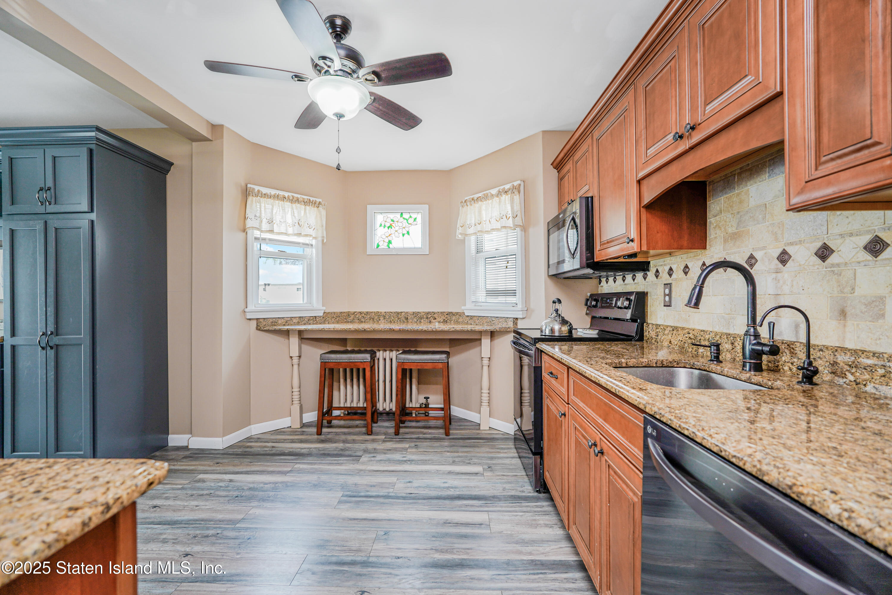 195 Yetman Avenue, Staten Island, New York image 13