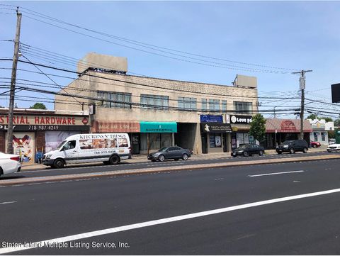 Photo of 2239 Hylan Boulevard, Staten Island, NY 10306 (MLS # 1161998)