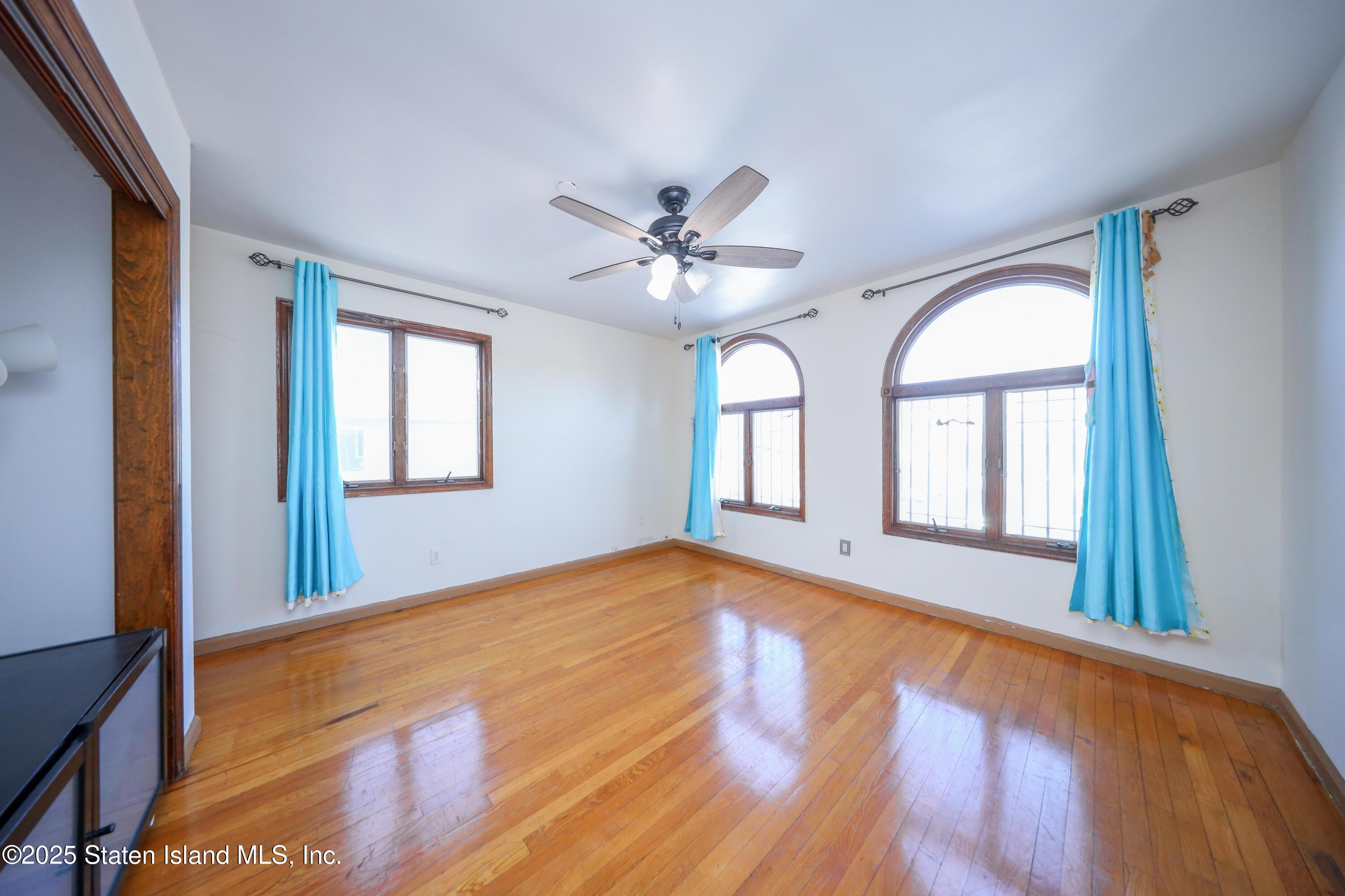 20 St. Johns Avenue, Staten Island, New Mexico image 13