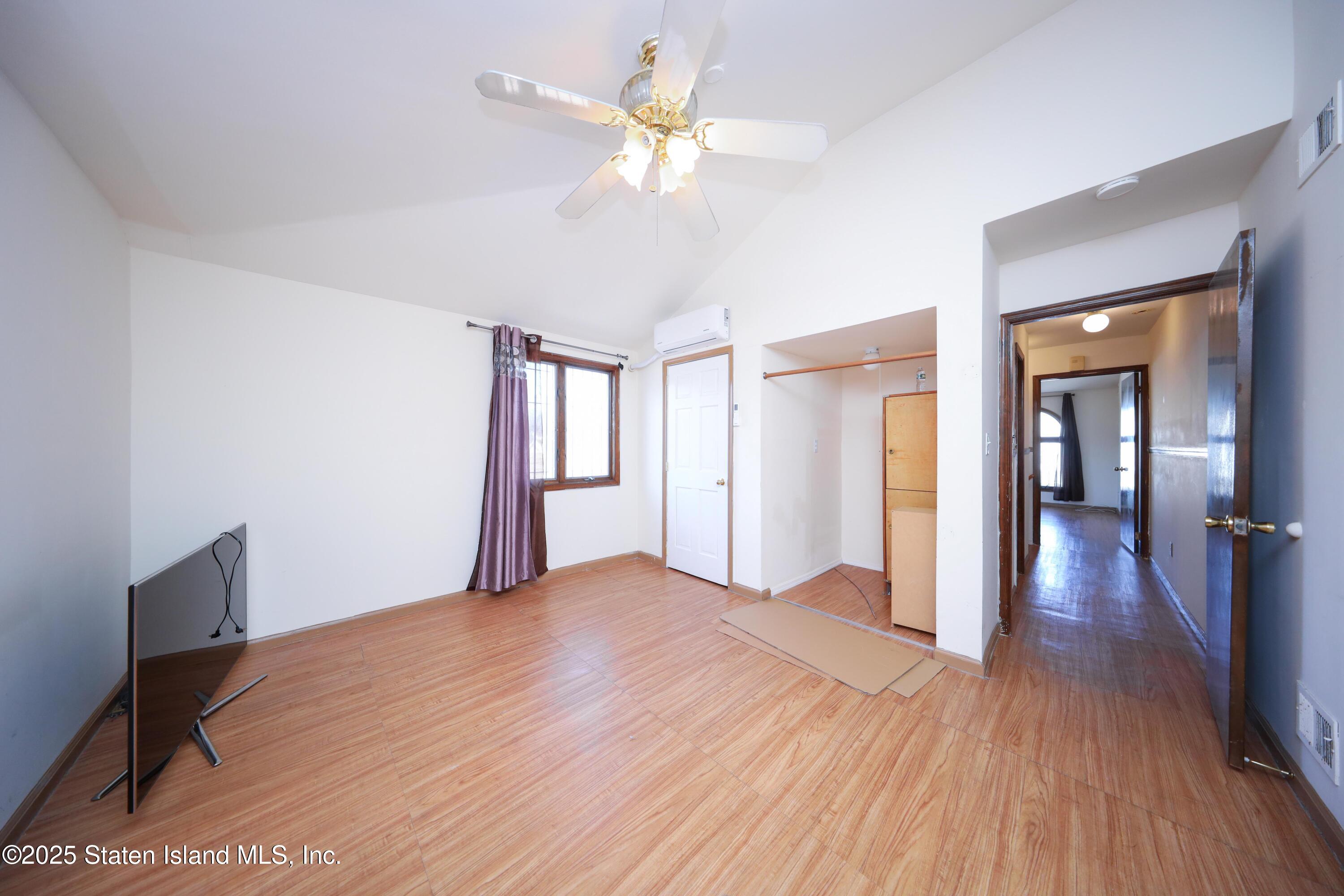 20 St. Johns Avenue, Staten Island, New Mexico image 12