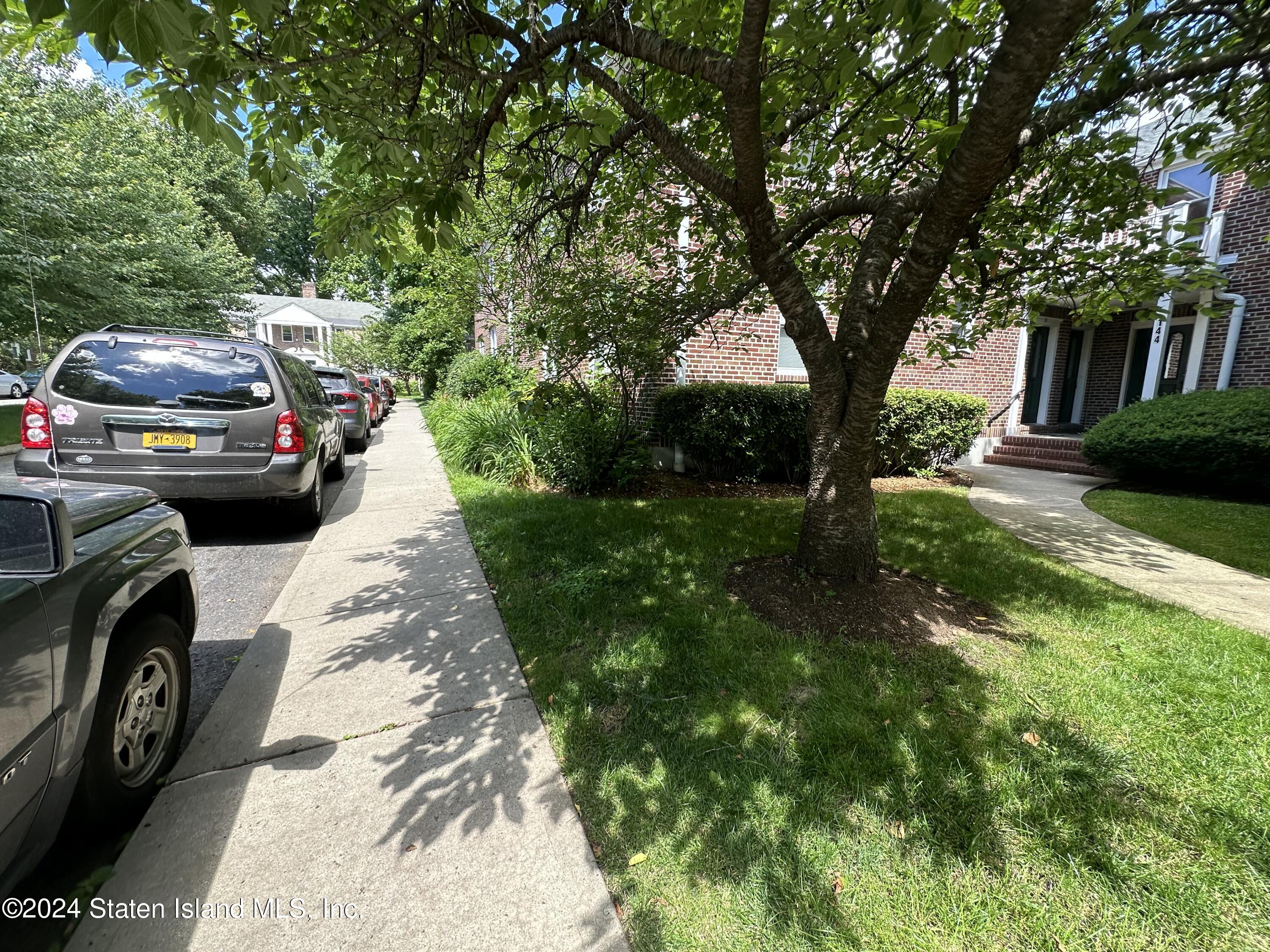 150 Bard Avenue #17B, Staten Island, New York image 16