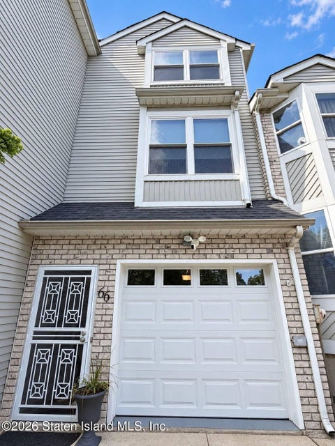 Townhouse For Sale - 66 Sperry Place<br/> Staten Island, NY 10312