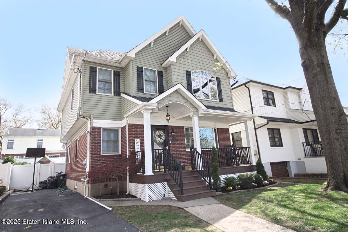92 Sawyer Avenue, Staten Island, New York image 2