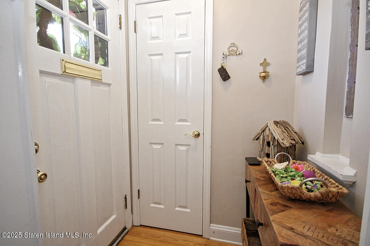 92 Sawyer Avenue, Staten Island, New York image 5