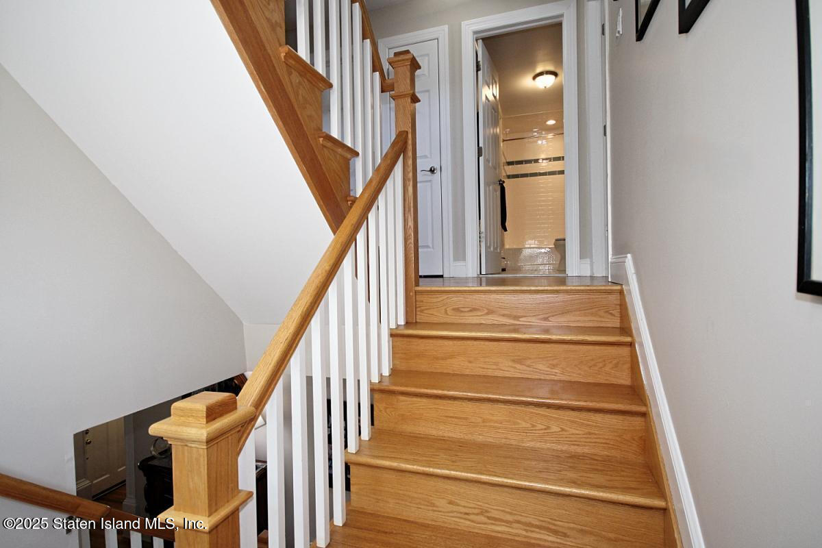 92 Sawyer Avenue, Staten Island, New York image 22