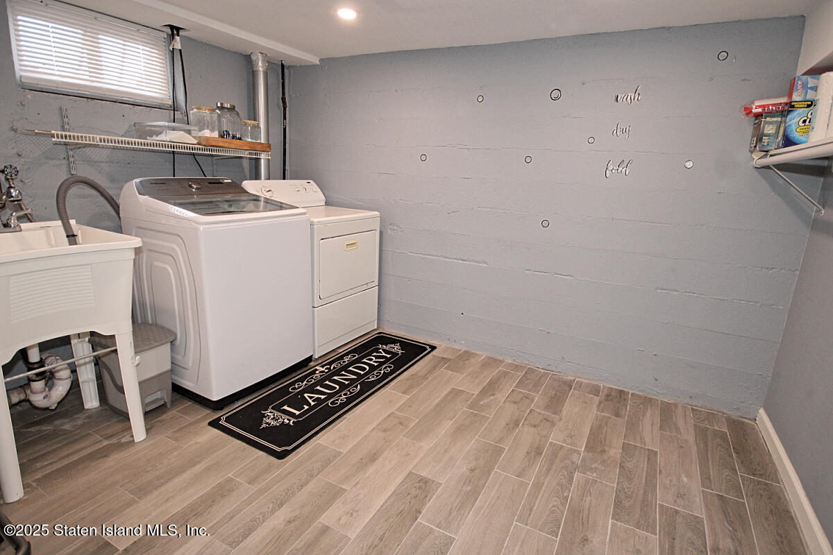 92 Sawyer Avenue, Staten Island, New York image 41