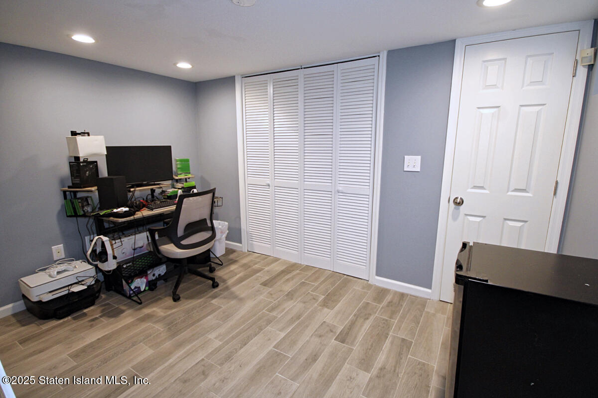 92 Sawyer Avenue, Staten Island, New York image 40